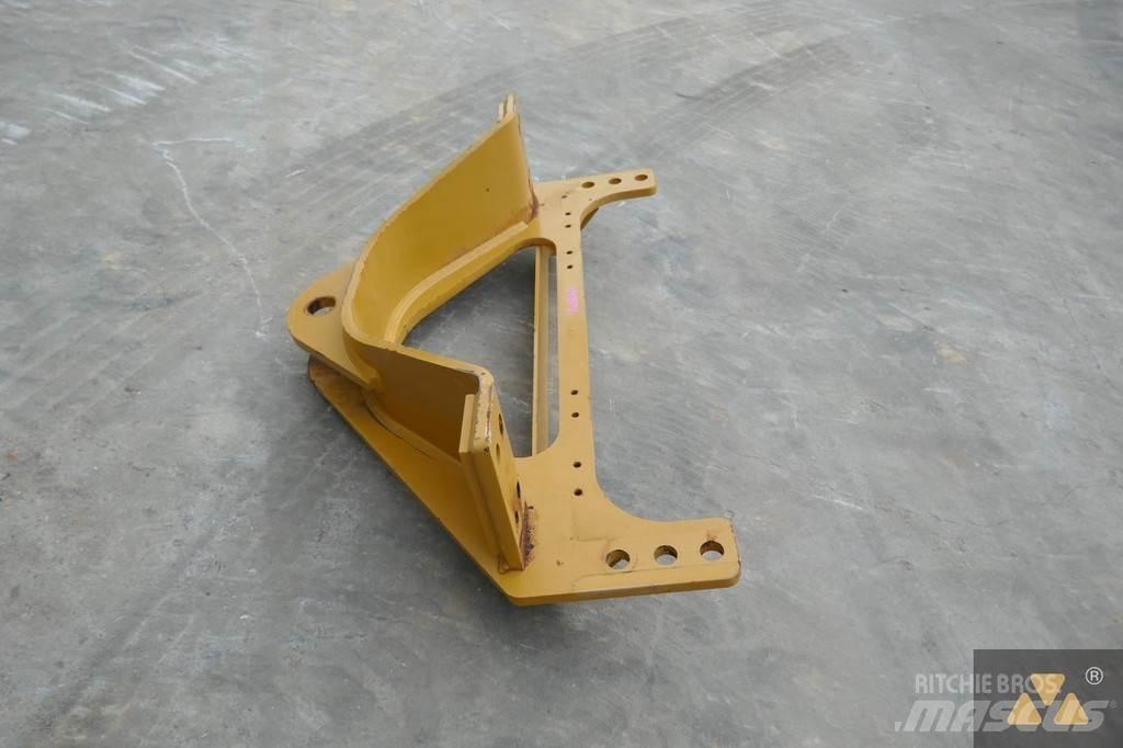 CAT 140M3 Drawbar 运输工具-其他