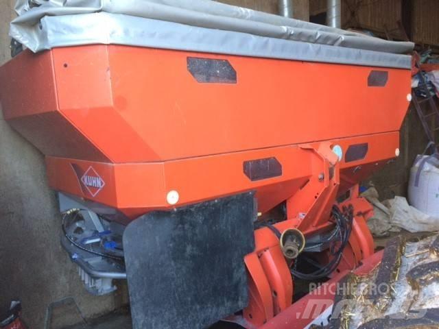 Kuhn Axis 30.1D 矿物肥料撒播机