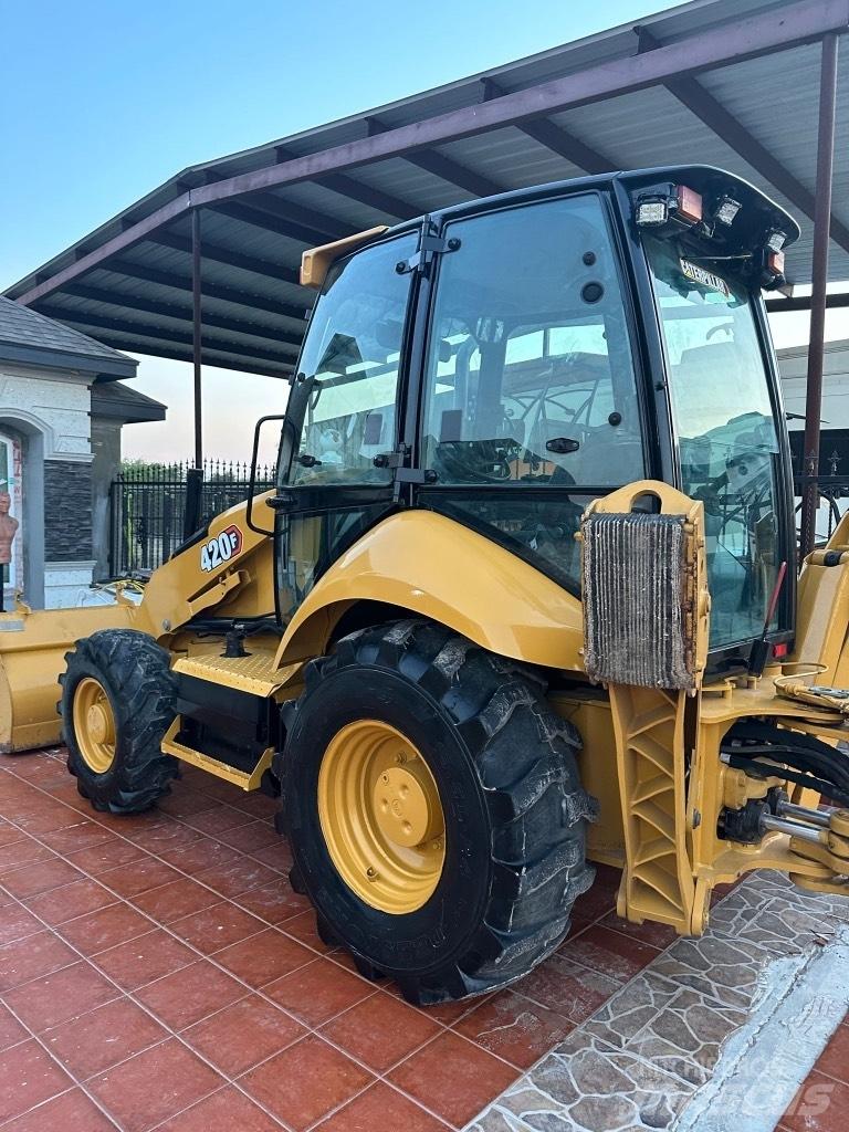 CAT 420 F 反铲装载机