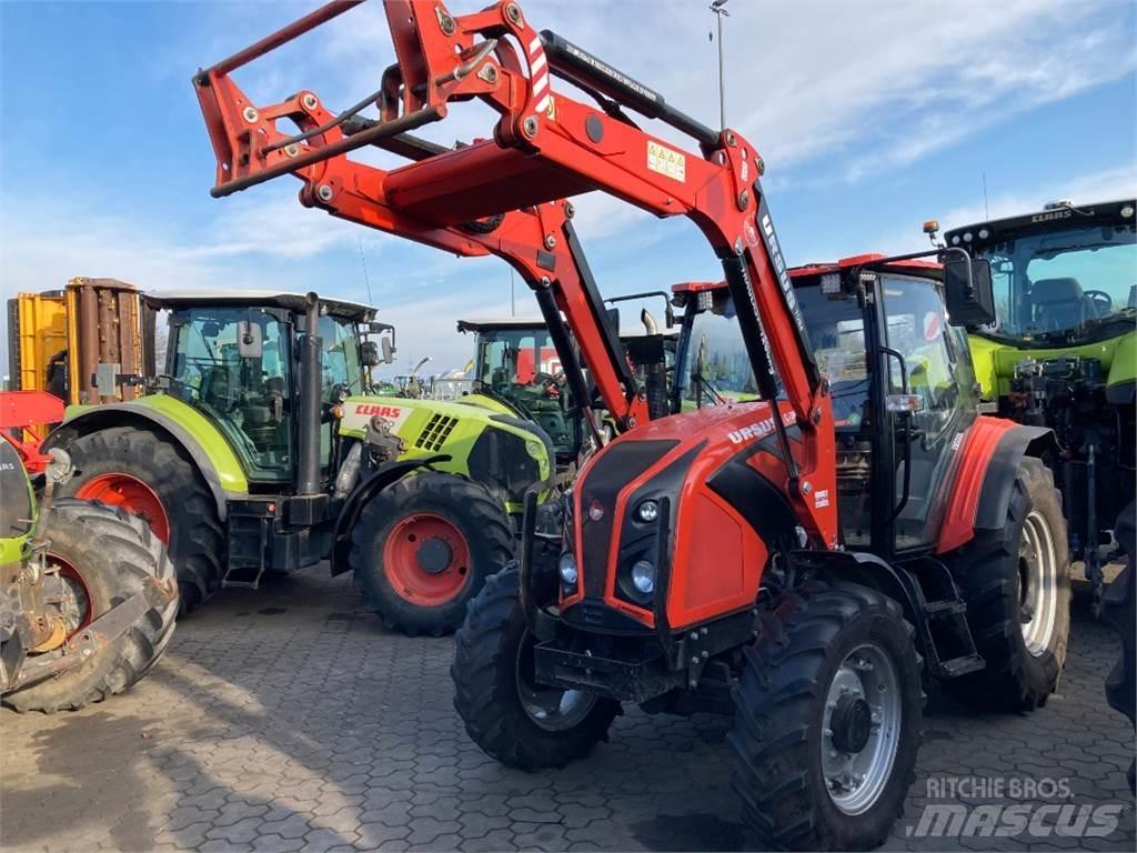 Ursus C-380 拖拉机/农用车