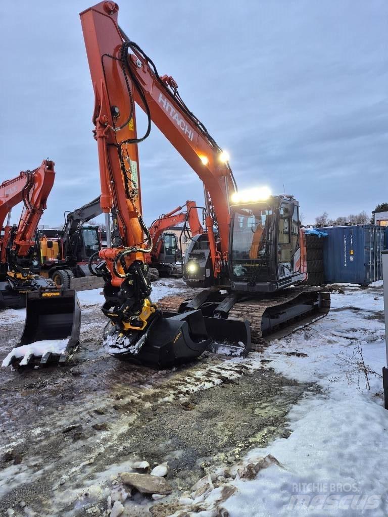 Hitachi ZX 135 US-7 履带挖掘机