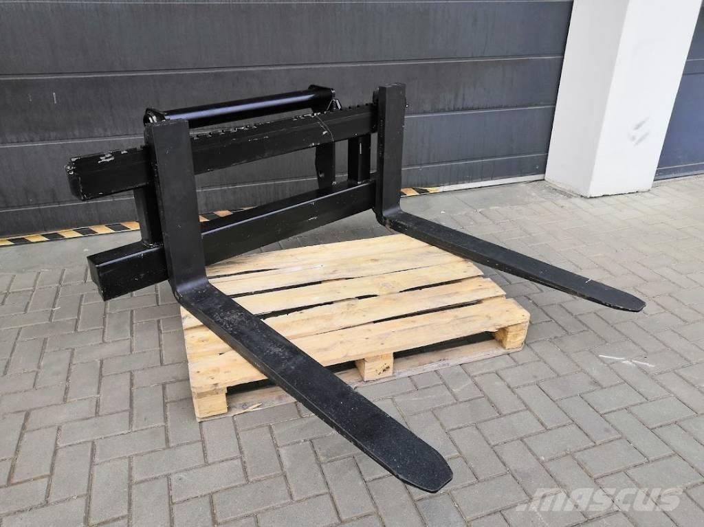 Manitou pallet forks 叉子