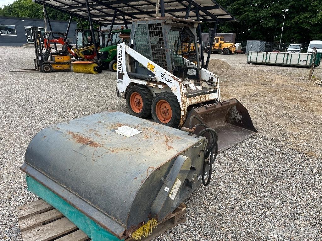 Bobcat 553 滑移装载机