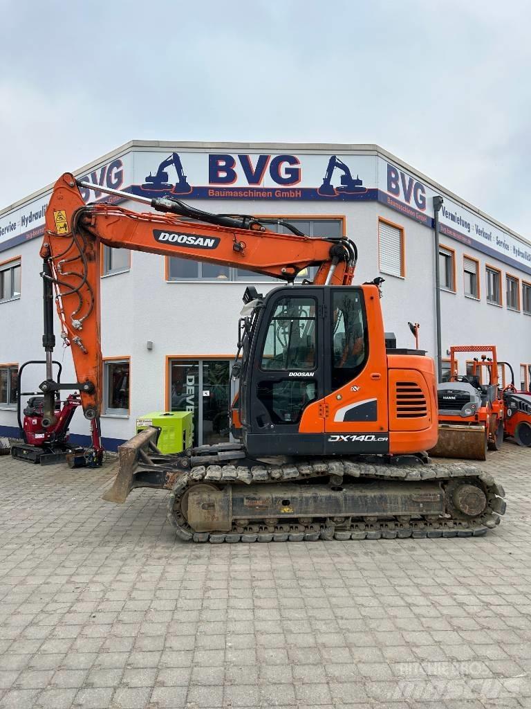 Doosan DX140LCR-5 履带挖掘机