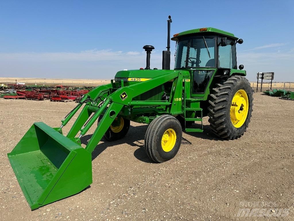 John Deere 4230 拖拉机/农用车