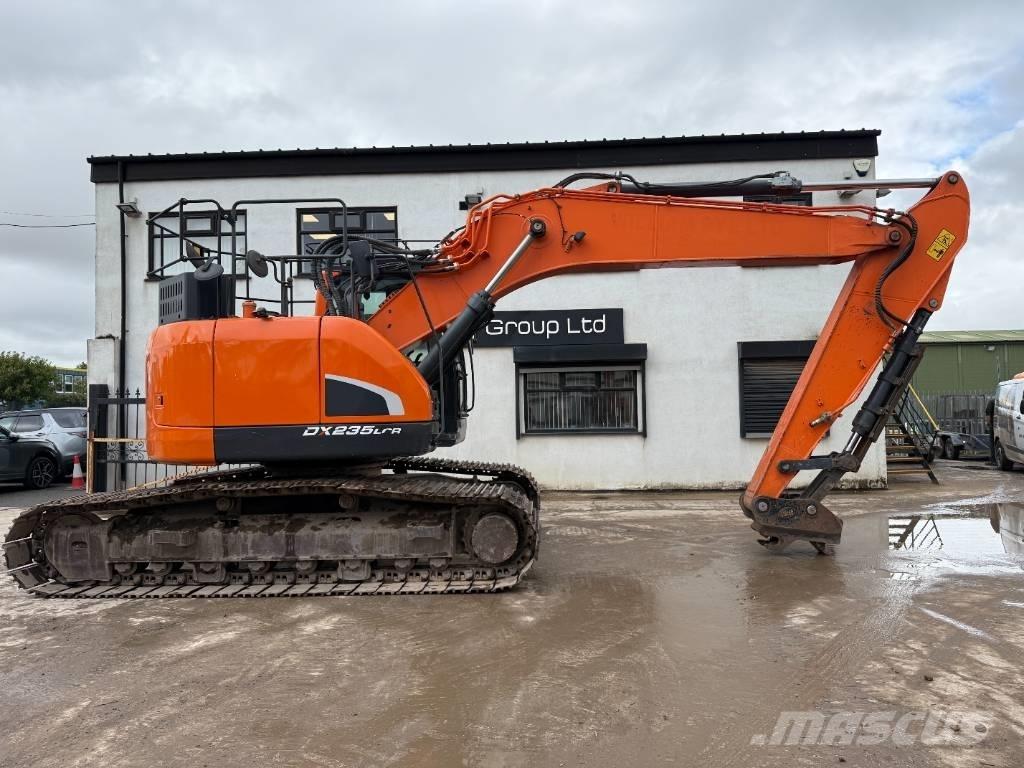 Doosan DX 235 LCR-5 履带挖掘机