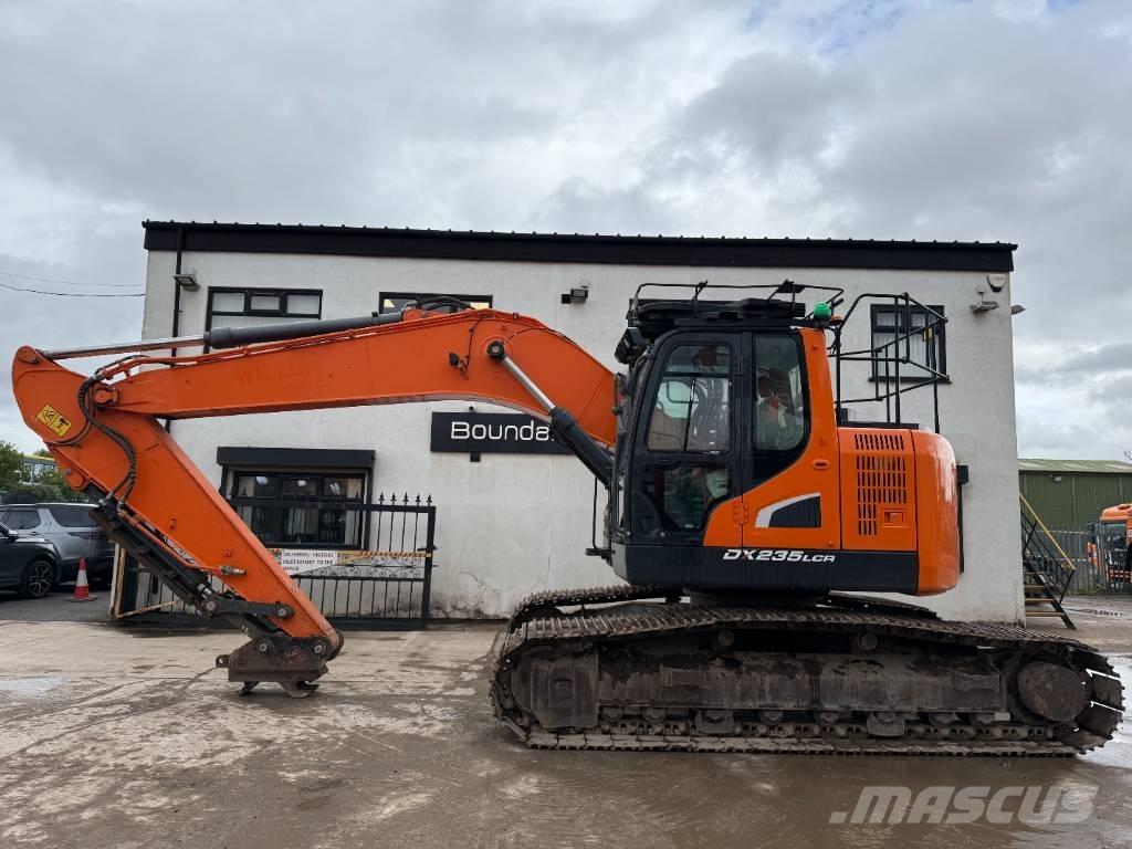 Doosan DX 235 LCR-5 履带挖掘机