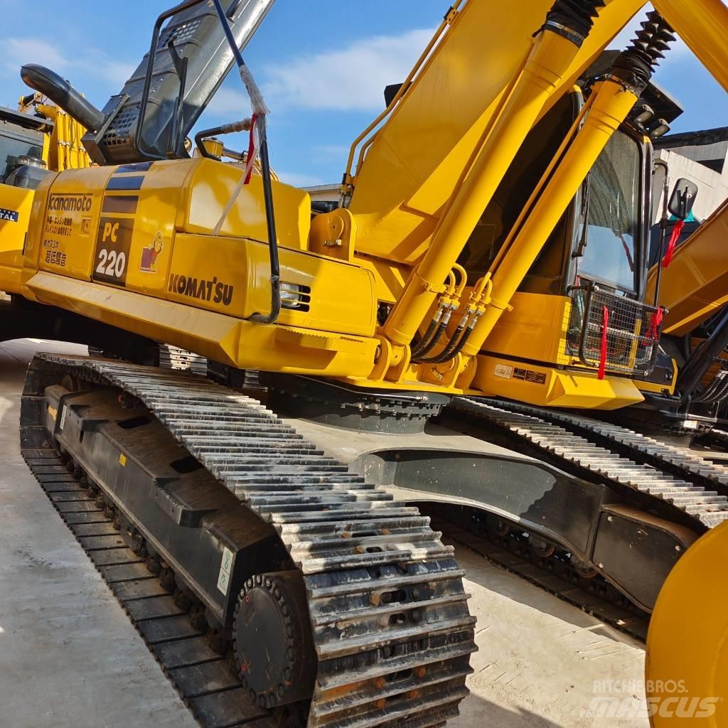 Komatsu PC 200-8 履带挖掘机