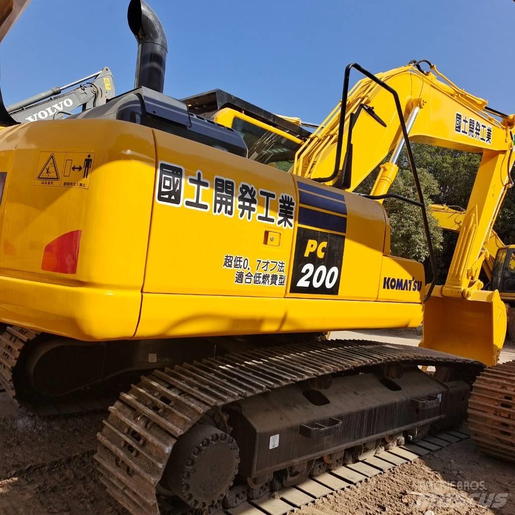 Komatsu PC 200-8 履带挖掘机