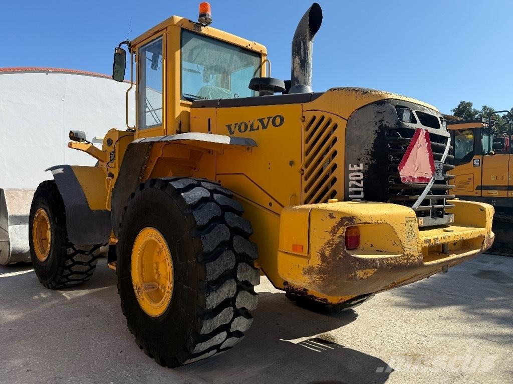 Volvo L 120 E 轮式装载机