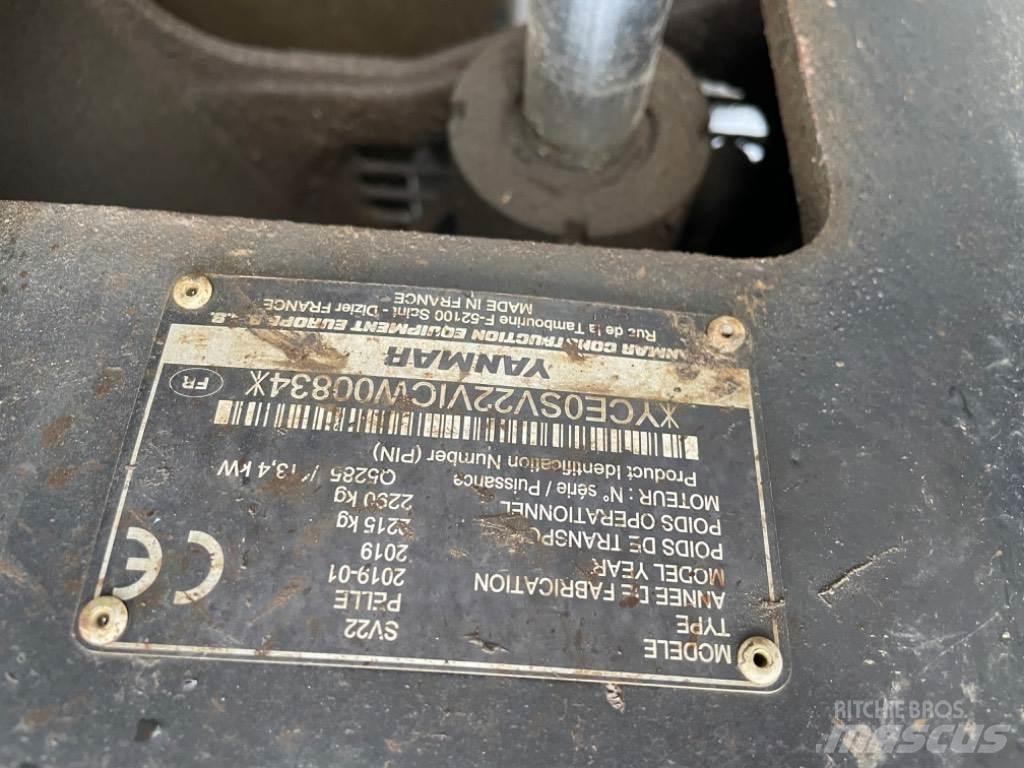 Yanmar SV22 (00834) 小型挖掘机