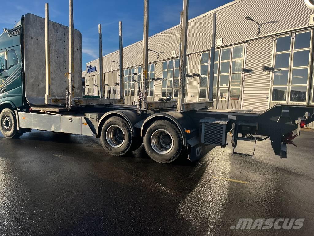 Volvo FH 16 木材运输车