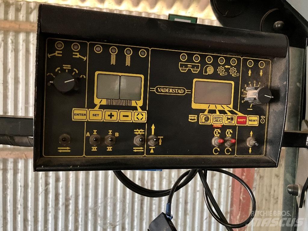 Väderstad Rapid400C 多功能条播机