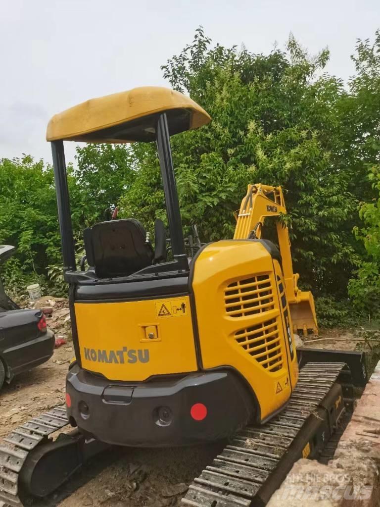 Komatsu PC 35 MR 小型挖掘机