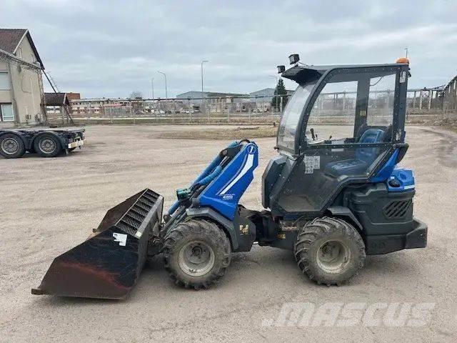 Multione 8.4 SD 小型装载机