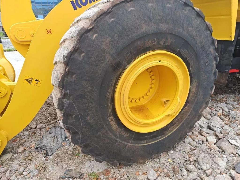 Komatsu WA 470-6 轮式装载机