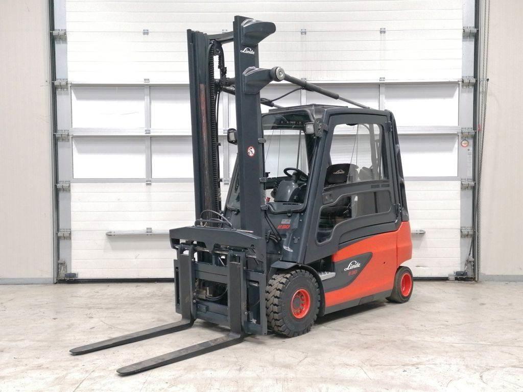 Linde E30L-01 电动叉车