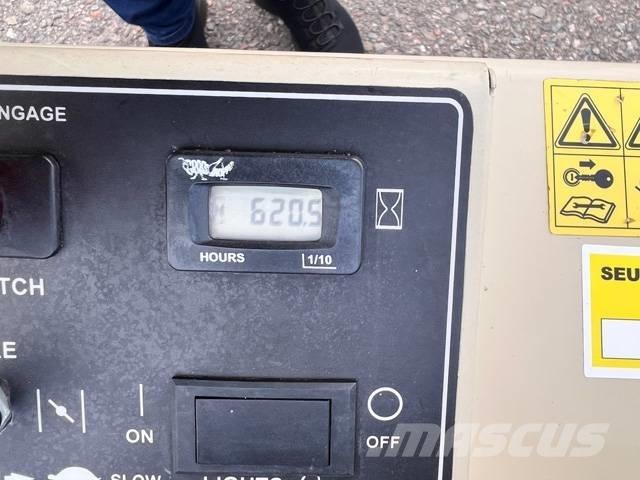 Grasshopper 124V/48R 零回转割草机