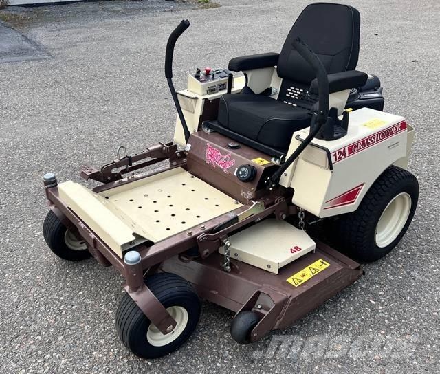 Grasshopper 124V/48R 零回转割草机