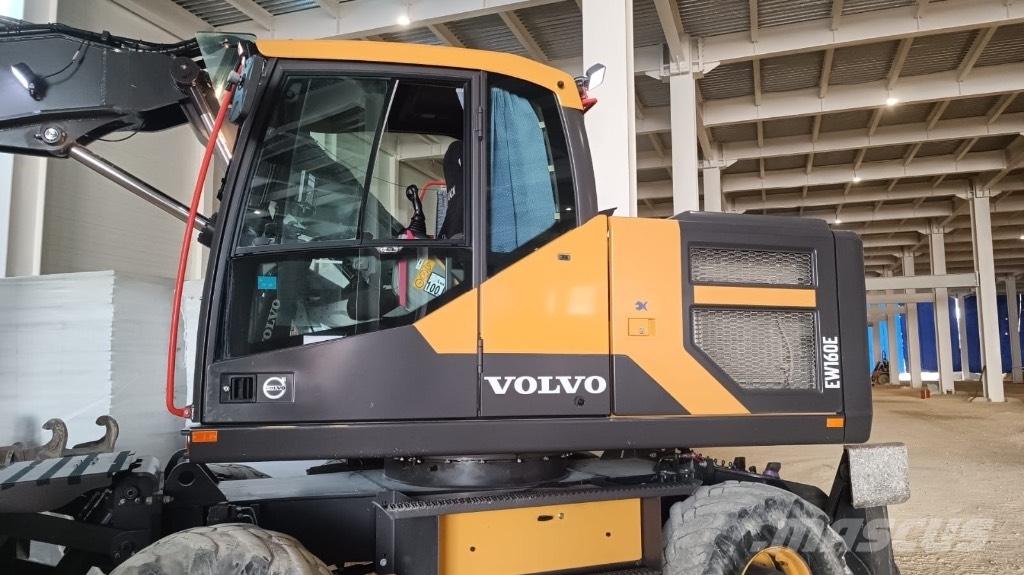 Volvo EW 160 E 轮式挖掘机