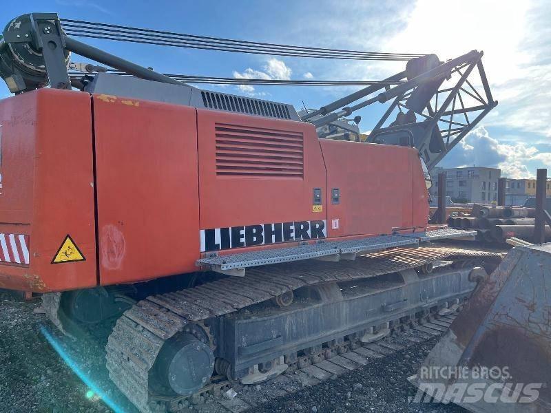 Liebherr HS 833 HD 履带起重机
