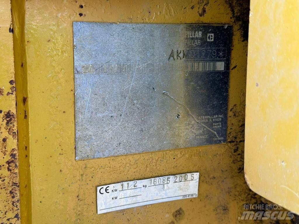 CAT D6N LGP 履带式推土机