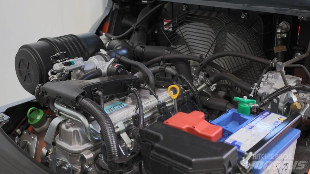 Toyota 8 FGF 15 天然气叉车