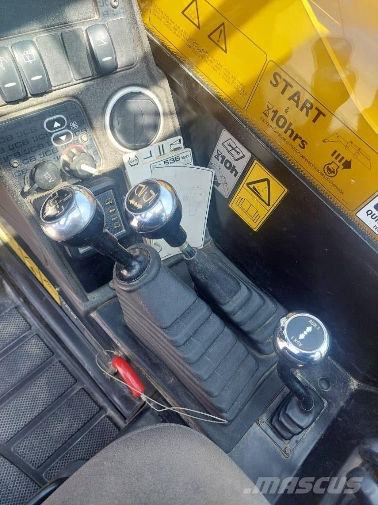 JCB 535-125 伸缩臂叉装车|叉装车