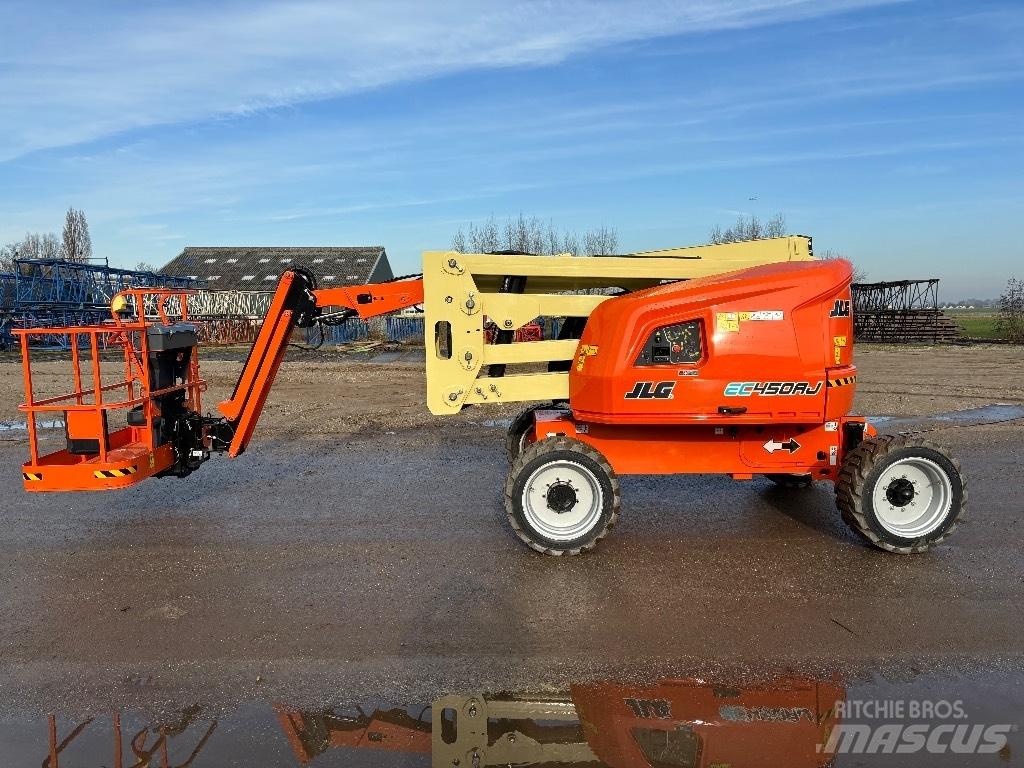 JLG EC 450 AJ 曲臂高空工作平台