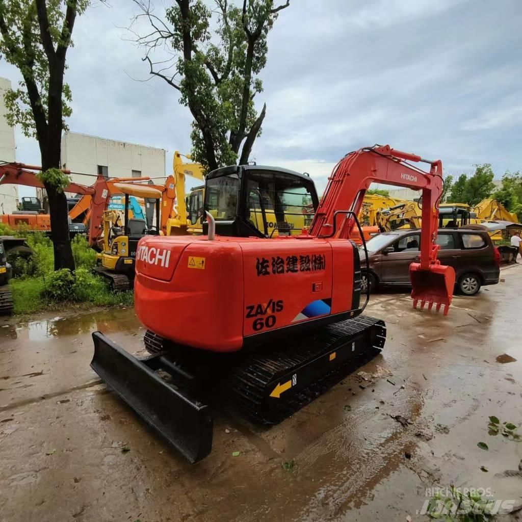 Hitachi ZX 60 小型挖掘机