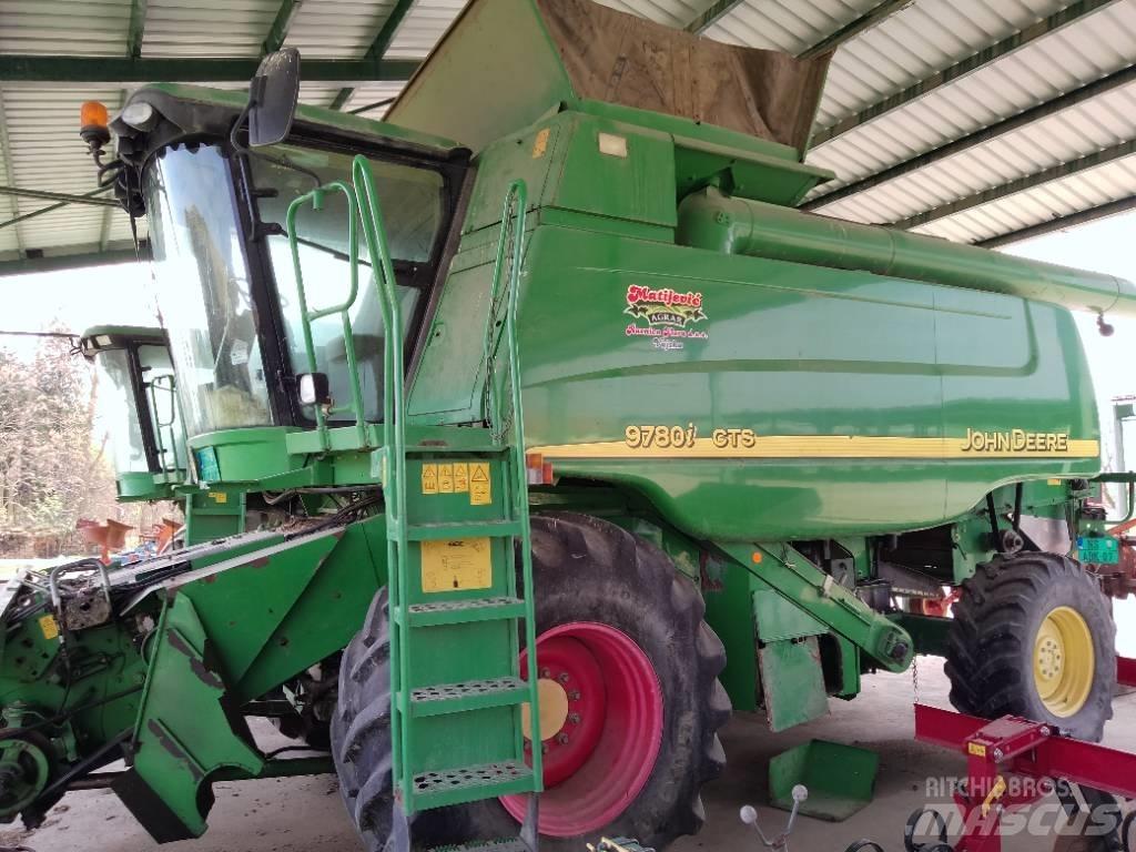 John Deere 9780 CTS 联合收割机