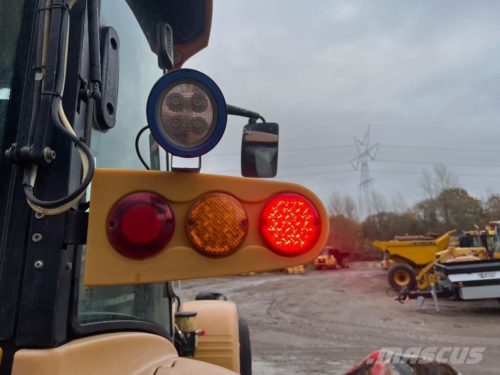 Hydrema 926 E ESD 反铲装载机