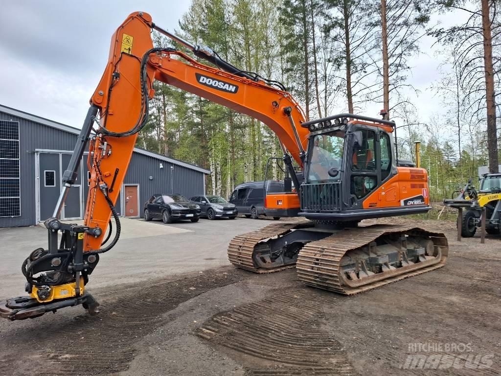 Doosan DX160LC-5 履带挖掘机