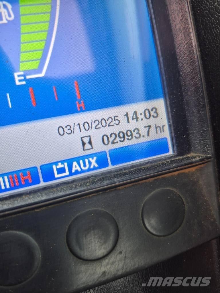 Takeuchi TB 250 小型挖掘机