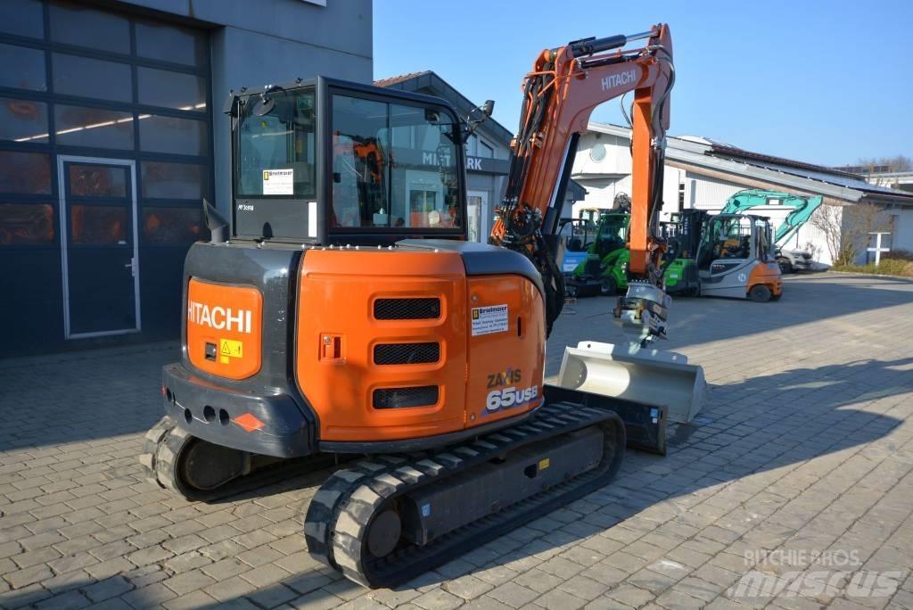 Hitachi ZX 65 USB-6 小型挖掘机