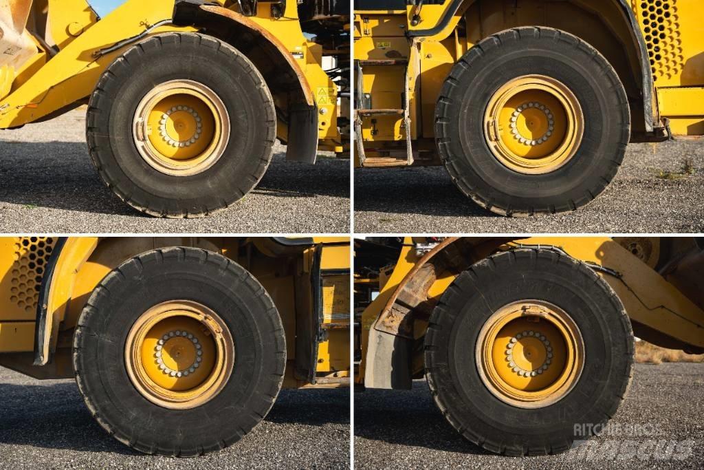 CAT 950M 轮式装载机