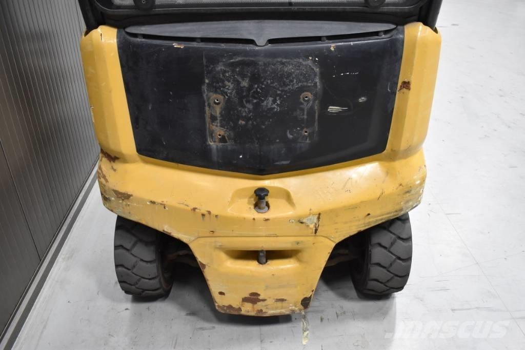 CAT EP 30 CN 电动叉车