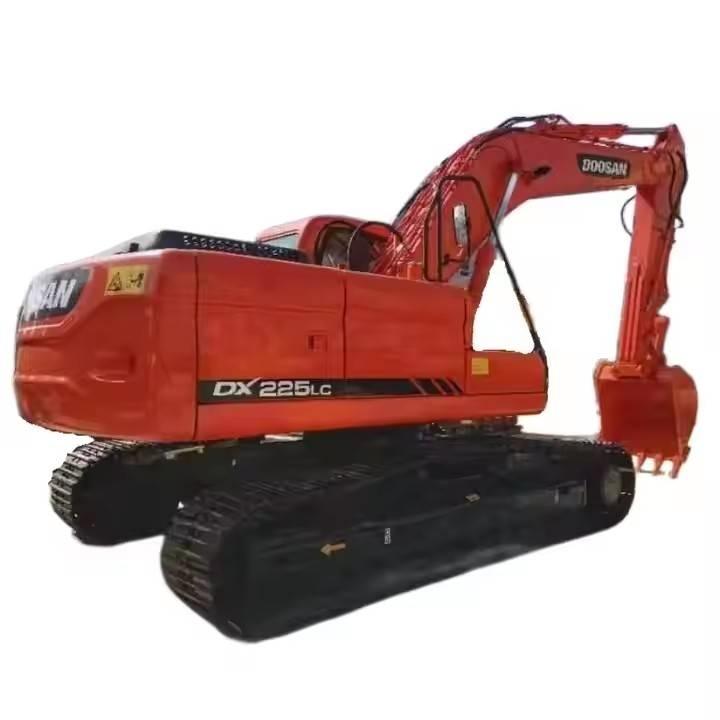 Doosan DX 225 LC 履带挖掘机