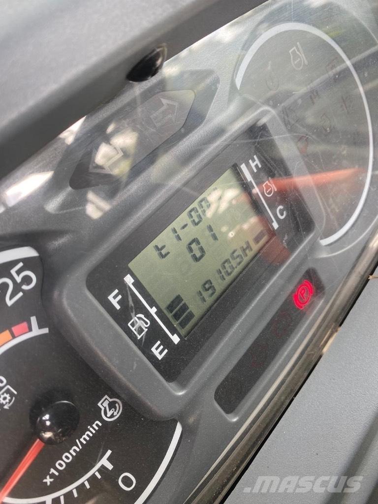 Iseki TJA 8080 拖拉机/农用车