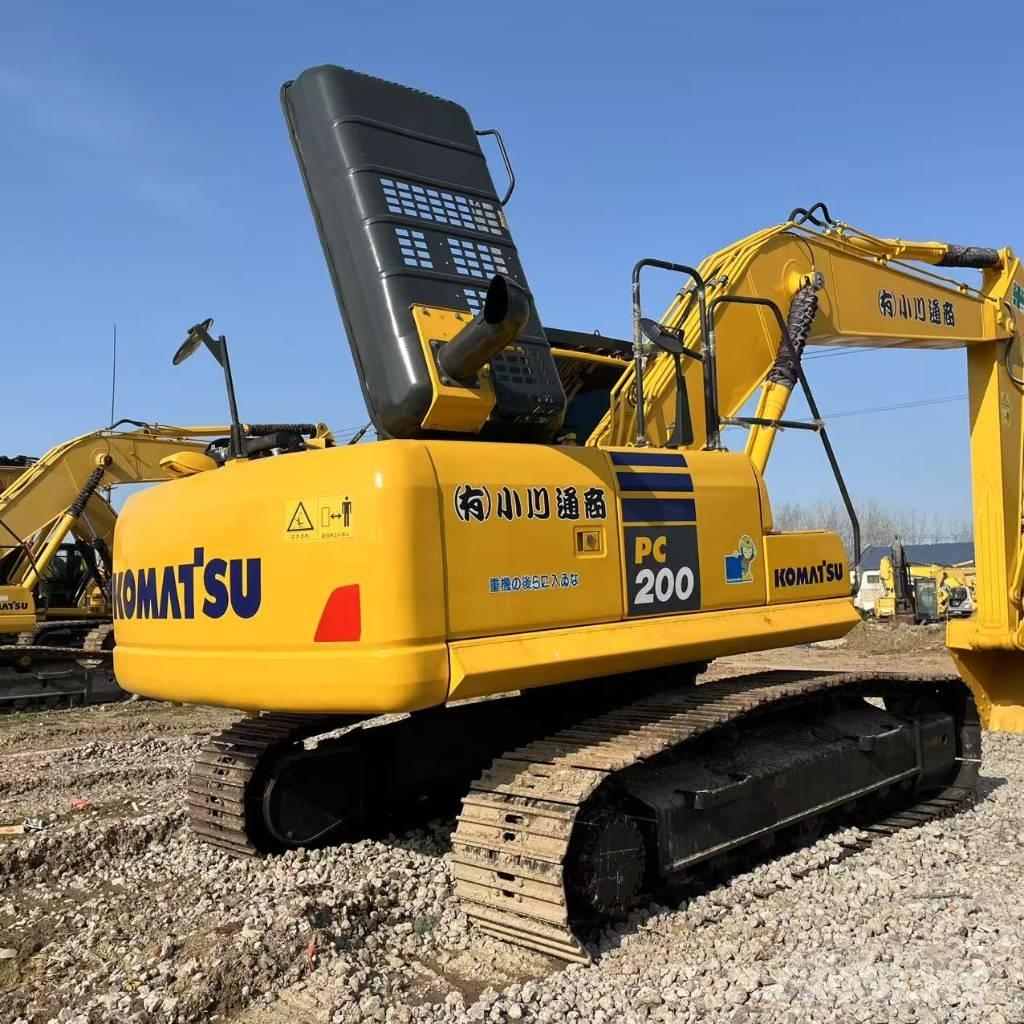 Komatsu PC 200 履带挖掘机