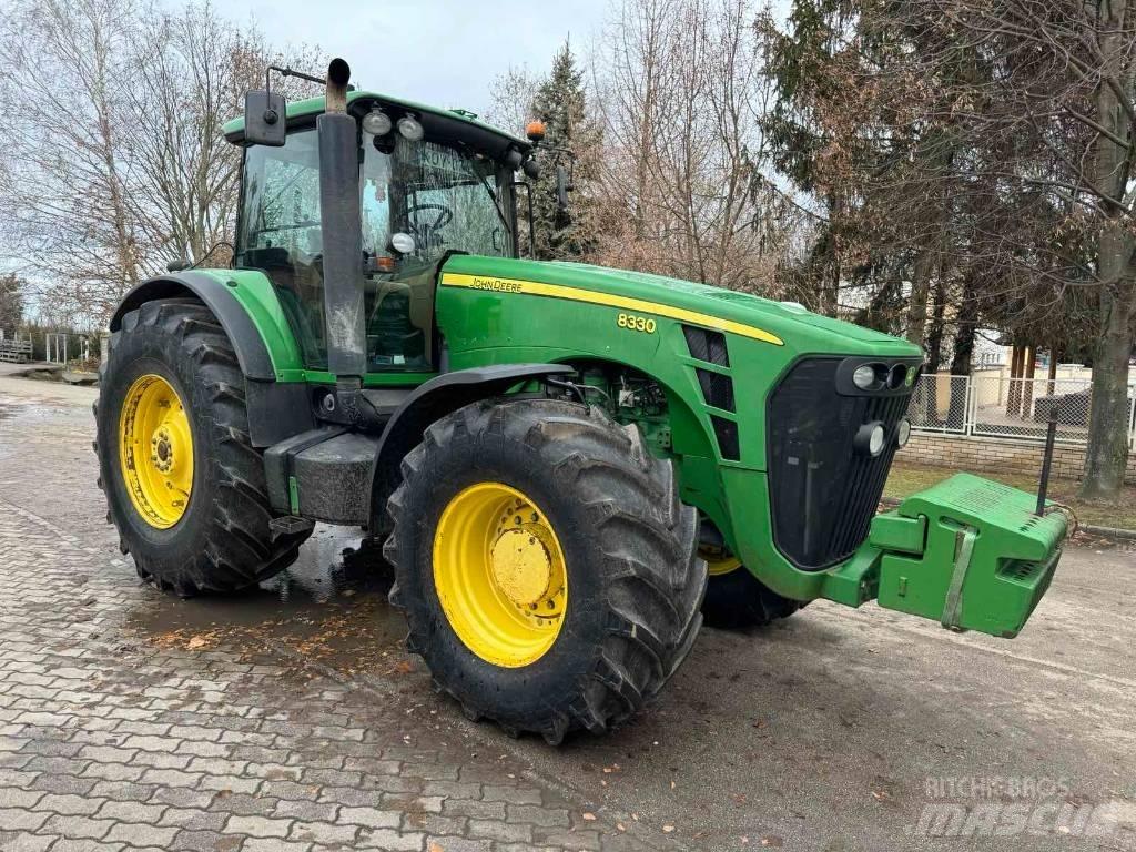 John Deere 8330 拖拉机/农用车