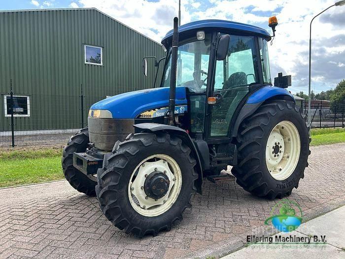 New Holland TD90 D 拖拉机/农用车