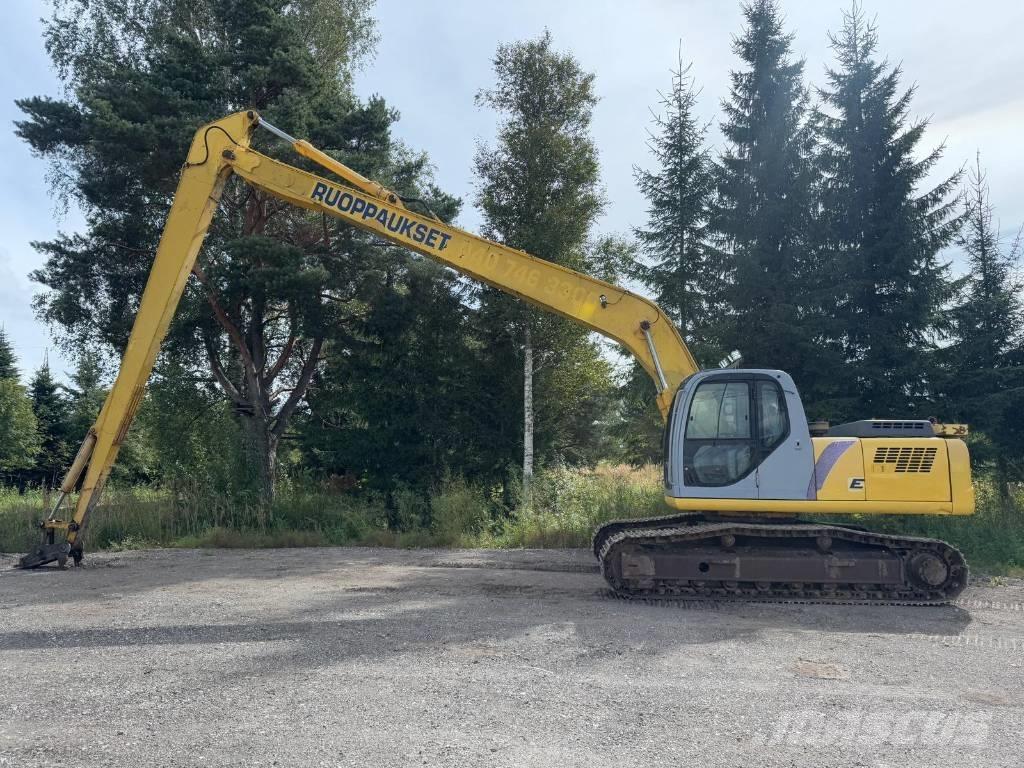 New Holland E 215 长臂挖掘机