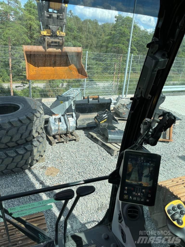 CAT 320 履带挖掘机