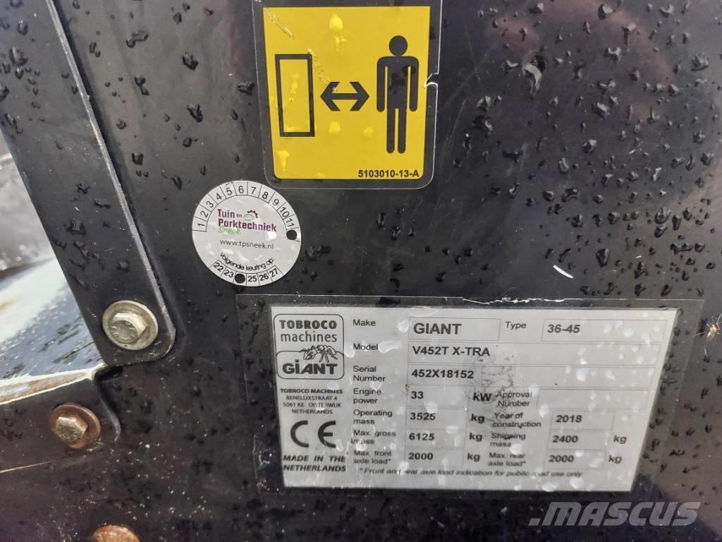 GiANT V 452 T X-tra 小型装载机