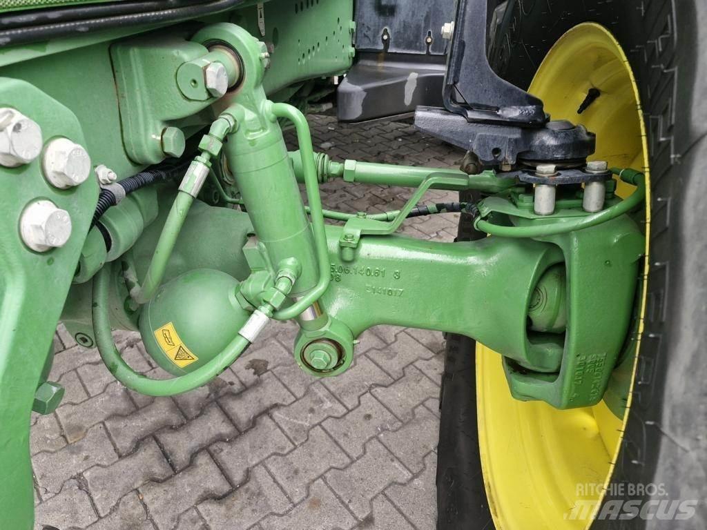 John Deere 6230R 拖拉机/农用车