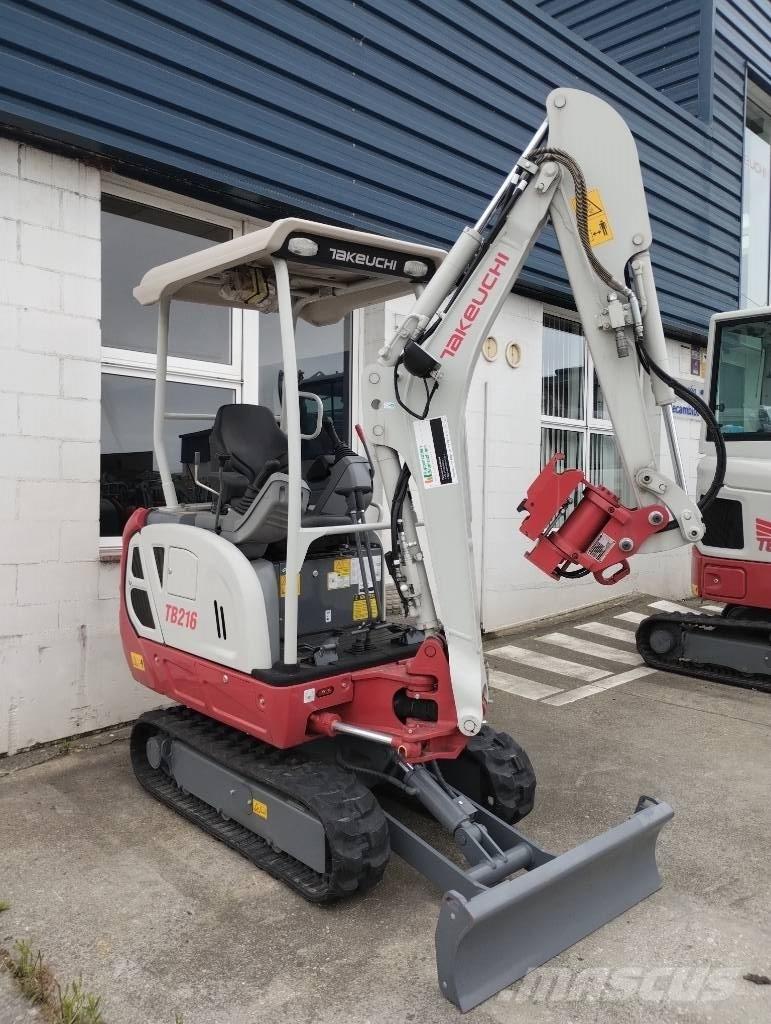 Takeuchi TB 216 小型挖掘机