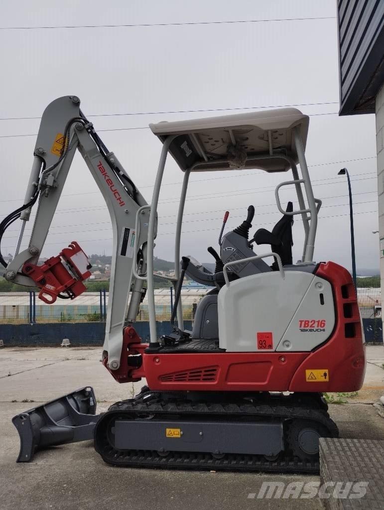 Takeuchi TB 216 小型挖掘机