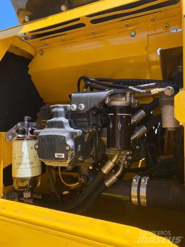 Komatsu pc200- 8 履带挖掘机