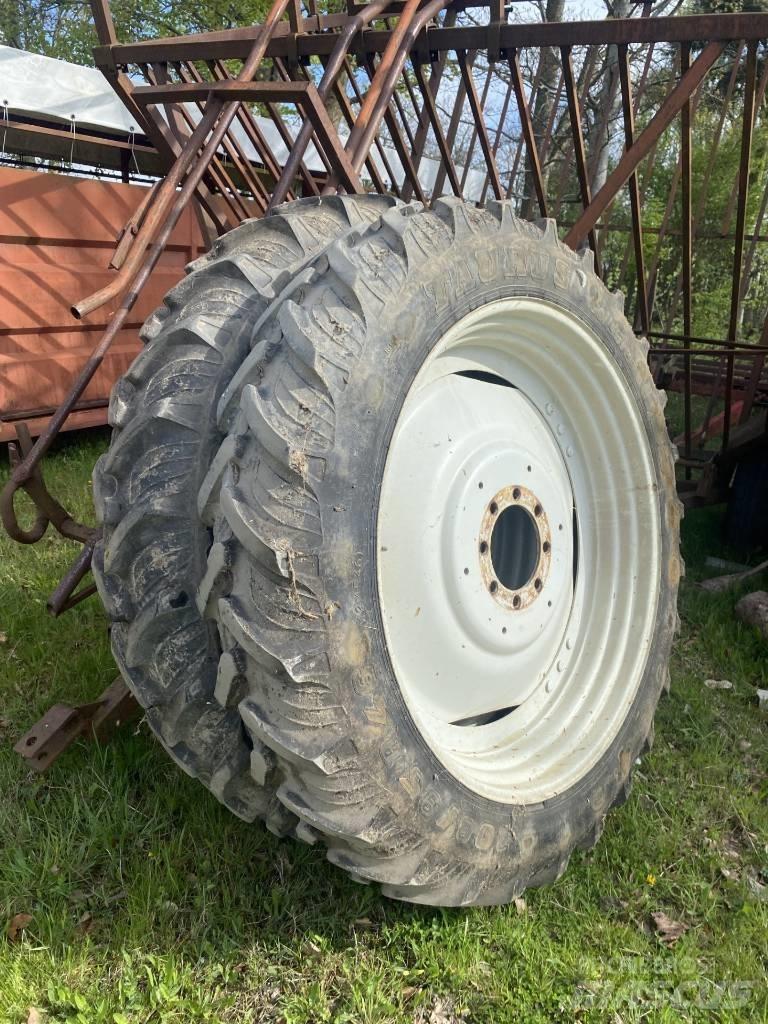 Hardi Commander 3200 牵引式喷雾机